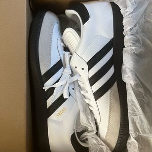 Mens Adidas Samba Classic Brand New with original box